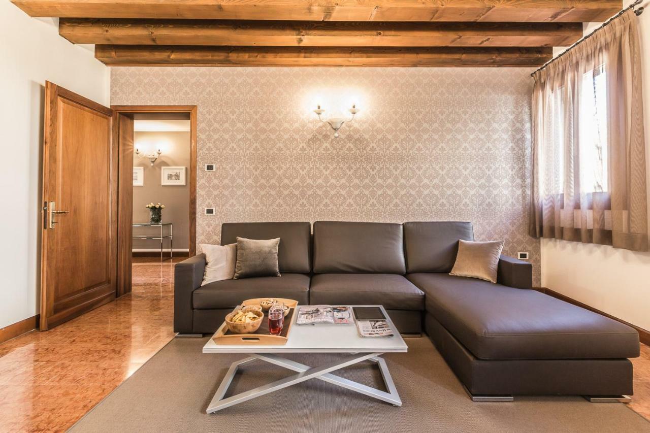Ca' Del Monastero 3 Collection Apartment For 4 Guests With Lift Venetië Buitenkant foto